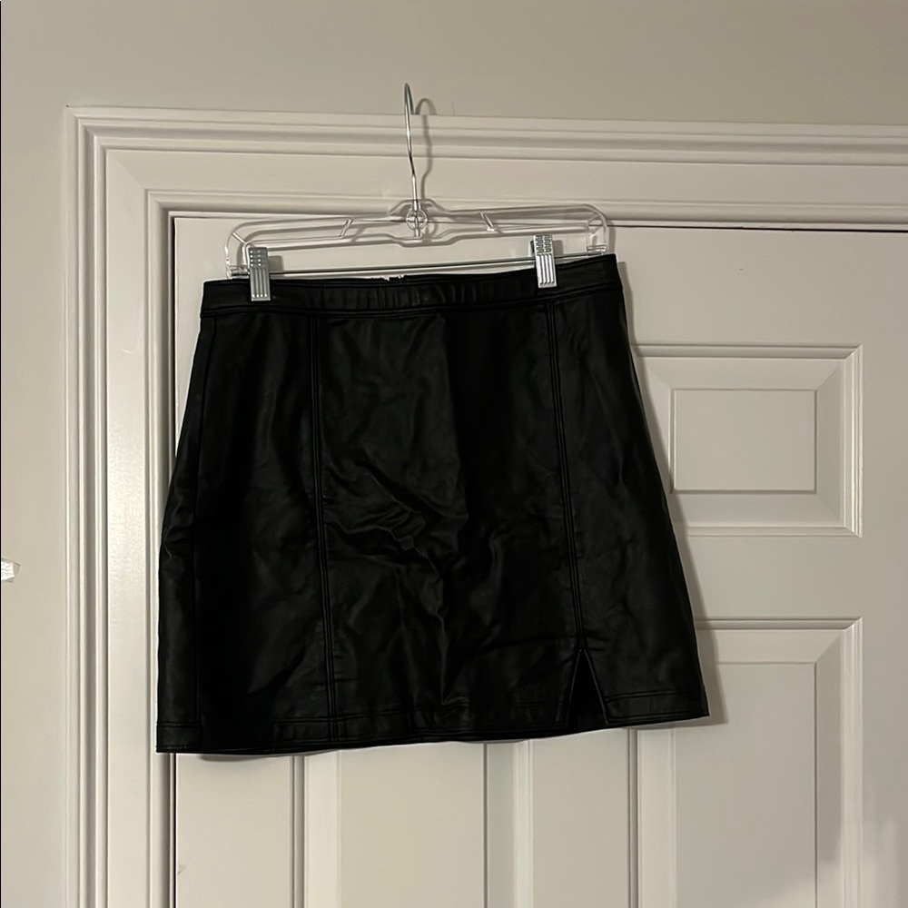 Abercrombie & Fitch Black Mini Pencil Skirt Cocktail
